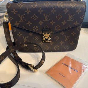 Louis Vuitton LV Metis Crossbody World Tour Line Edition